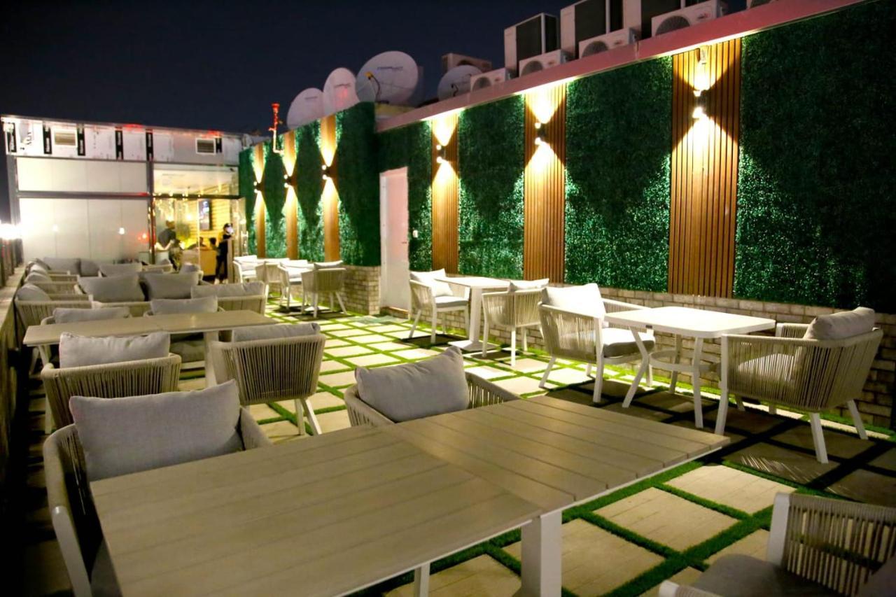 Saraya Corniche Hotel Ντόχα Εξωτερικό φωτογραφία Rooftop bar in Bangkok