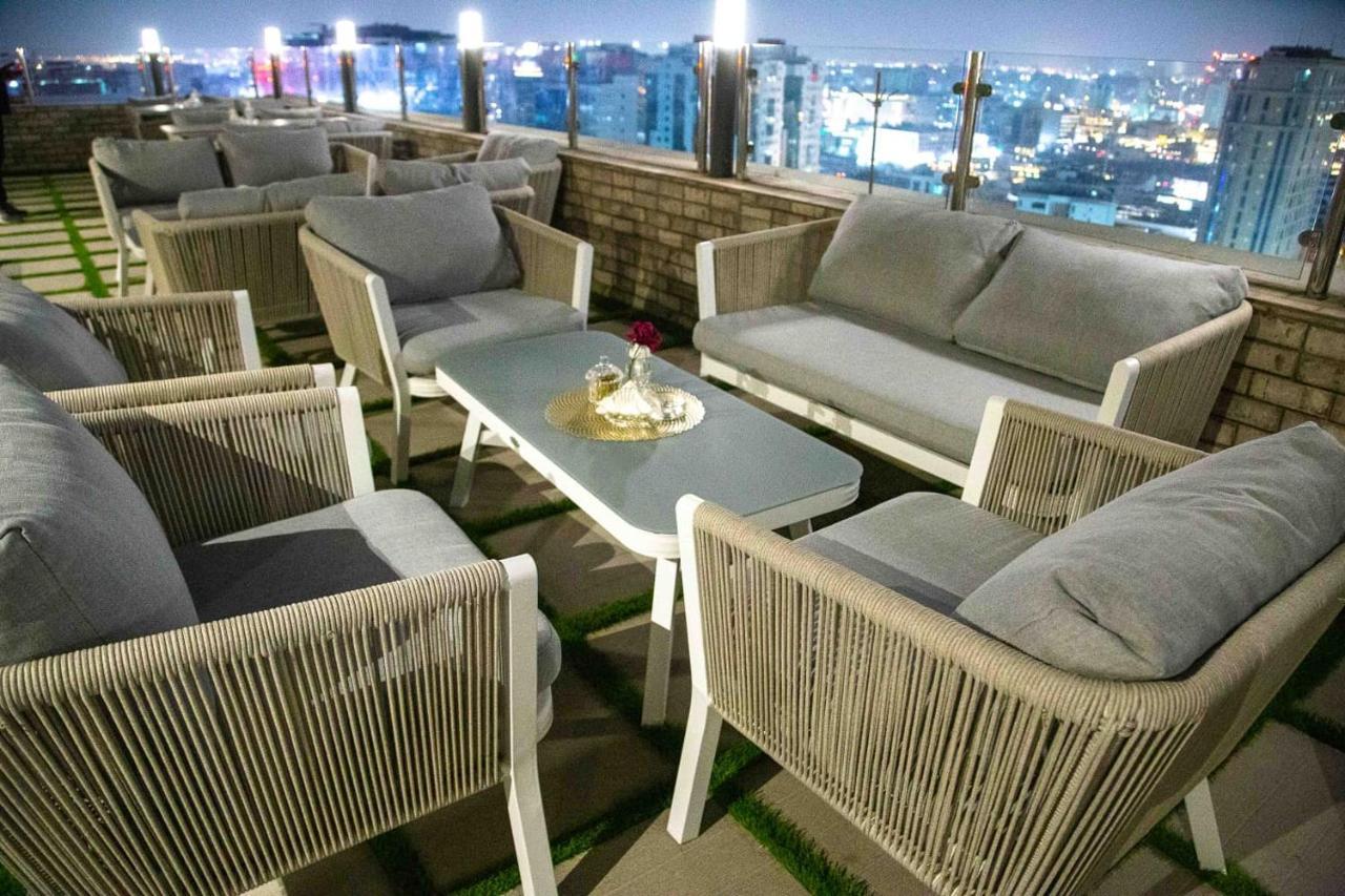 Saraya Corniche Hotel Ντόχα Εξωτερικό φωτογραφία Rooftop bar